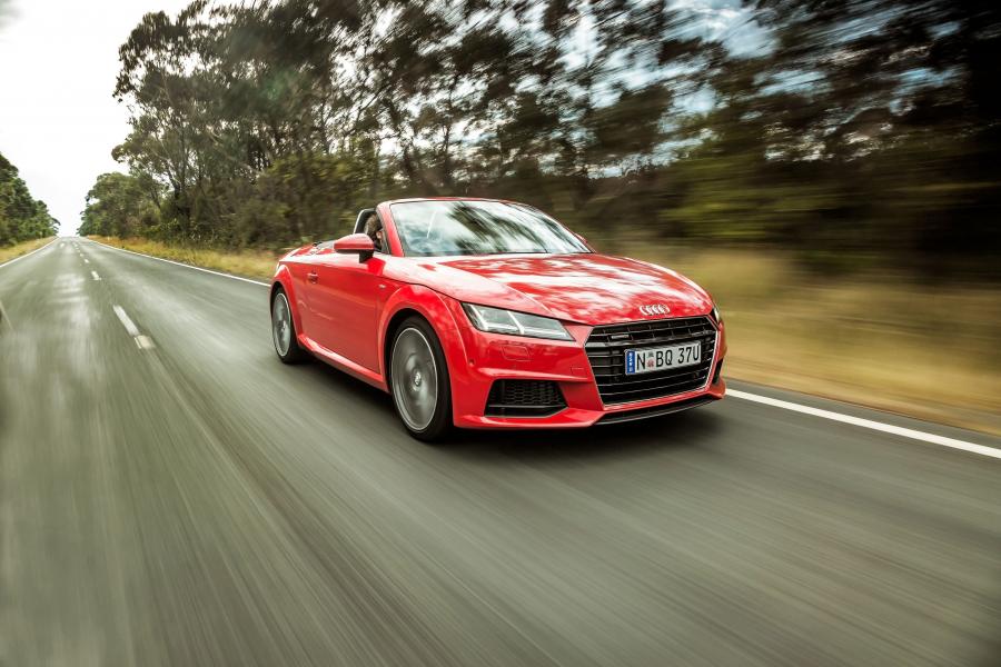  Audi TT Roadster 2.0 TFSI Quattro S-Line (8S) 2015 года  (AU) (фото 1 из 30)